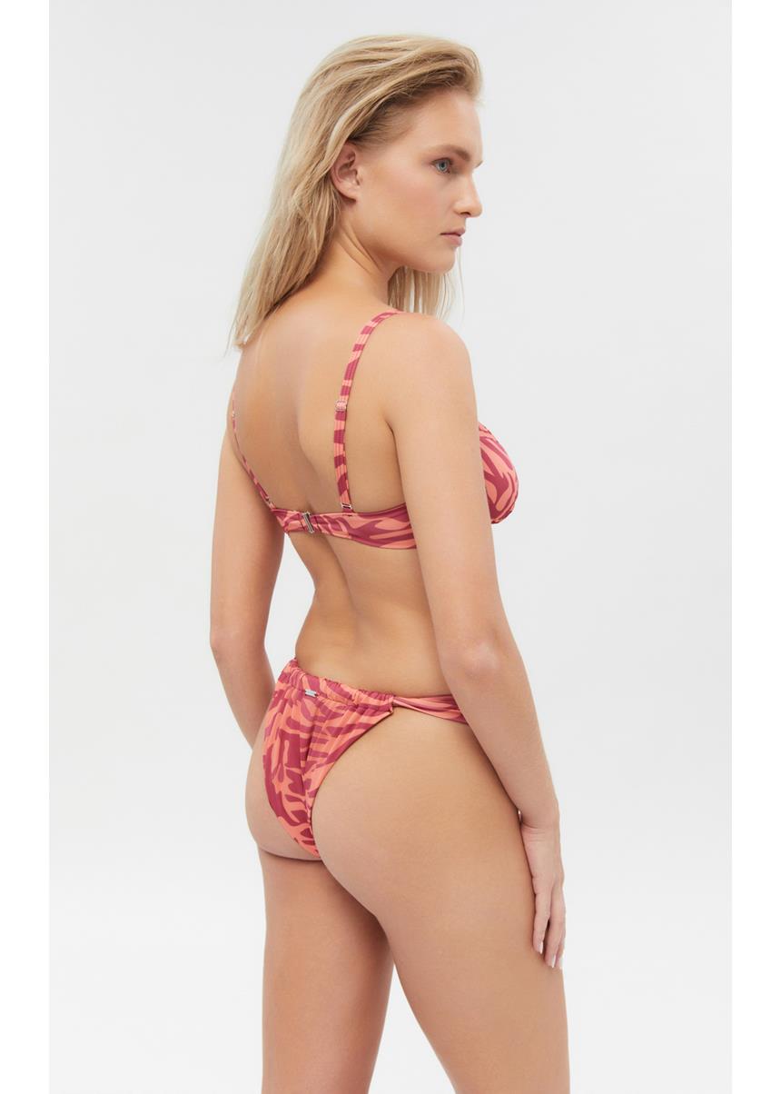 Jackie Tanga Hot Bikini Slip MINERVA - Image 2